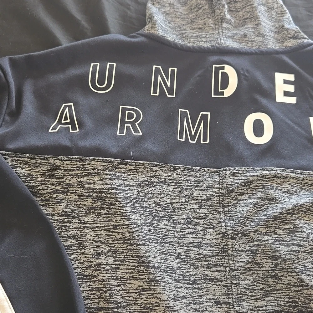 Under Armour Gray and Navy Men's Hoodie - Picture 12 of 13